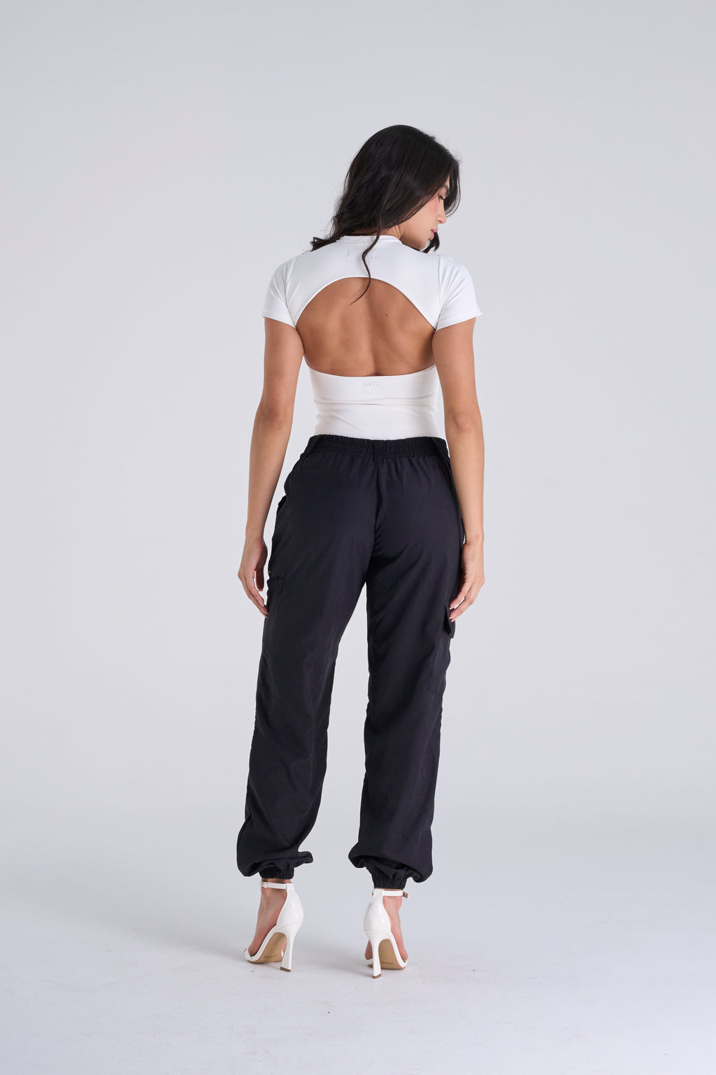 Pantalón essential fit • Pantalón tipo jogger