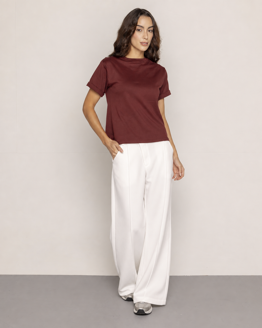 Classic pant blanco • Pantalón blanco con aplique bordado