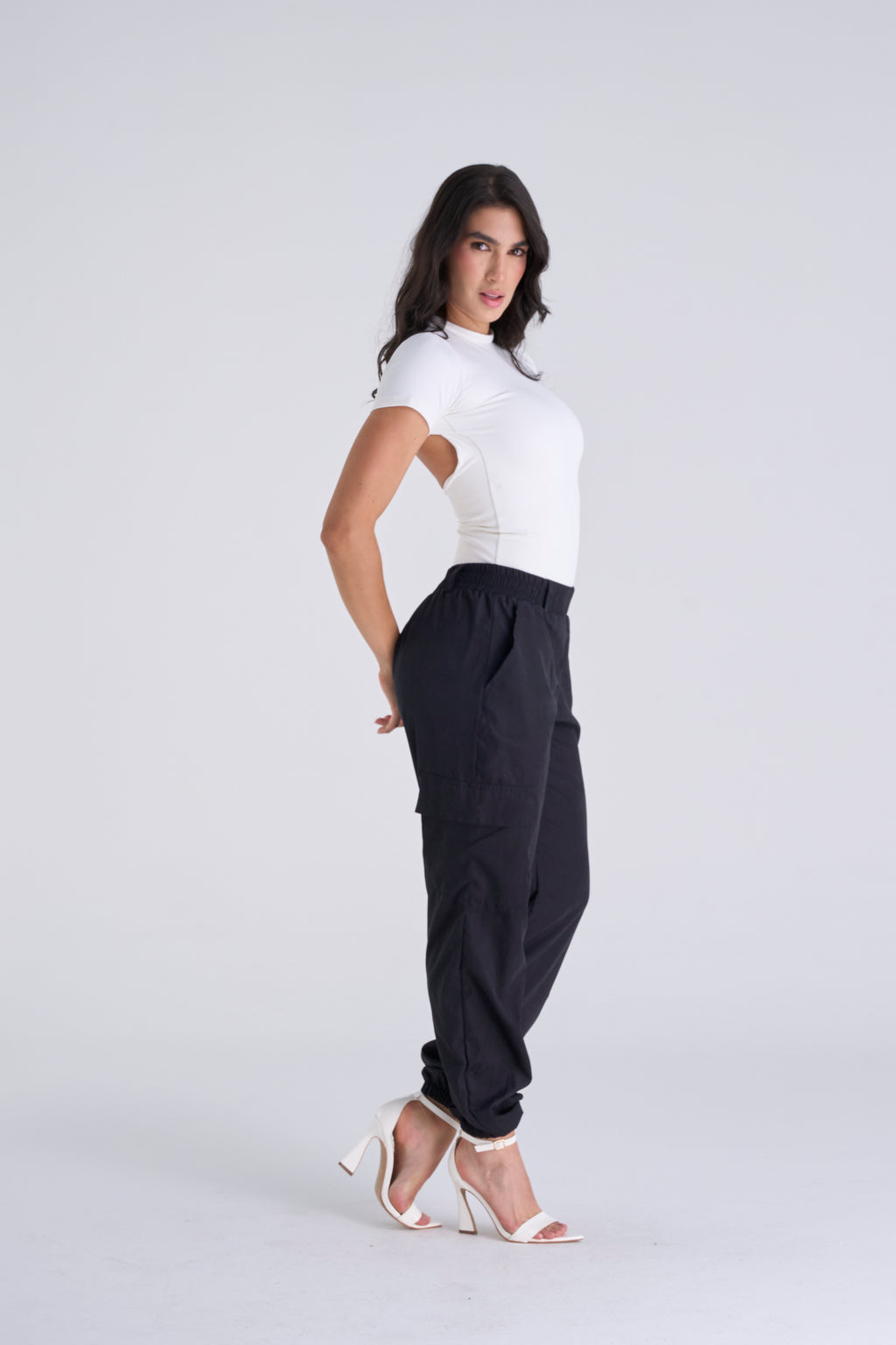 Pantalón essential fit • Pantalón tipo jogger