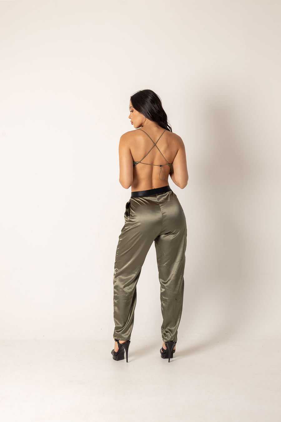 Set Luxe • Set de pantalón y top ajustable en satín